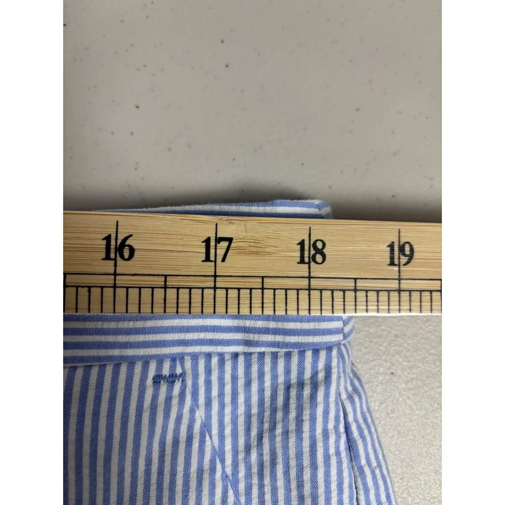 LOFT NWT Seersucker Blue‎ White Striped Riviera Shorts 14 100% Cotton Summer - Picture 7 of 8